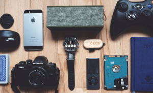 10 gadgets utiles à moins de 30€ que tout le monde devrait avoir